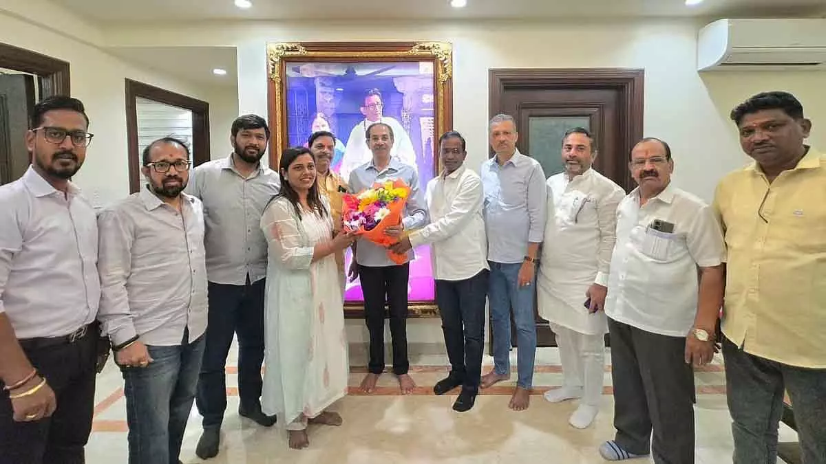 शिवसेना (UBT) नगरसेविका डॉ. सरिता म्हस्के फिर से प्रकट हुई, दलबदल की चर्चा शांत हुई शिवसेना (UBT) नगरसेविका डॉ. सरिता म्हस्के फिर से प्रकट हुई, दलबदल की चर्चा शांत हुई