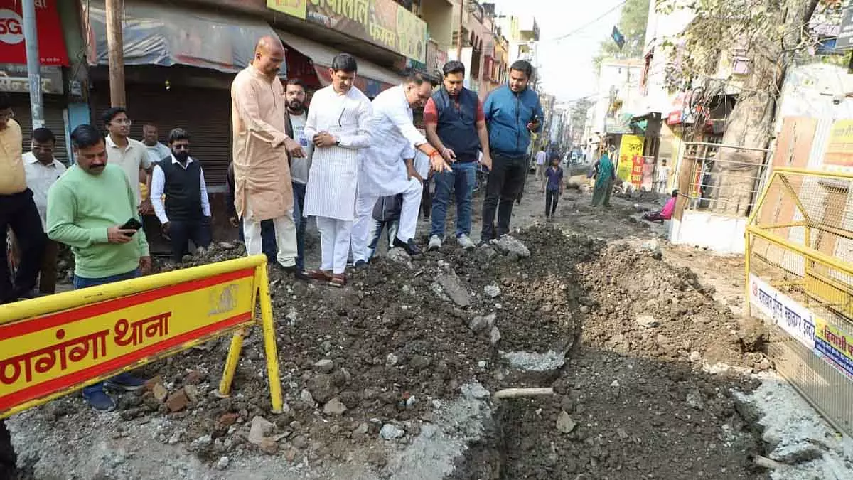 Bhagirathpura में पानी की पाइपलाइन बदलने की गति तेज करे : महापौर Bhagirathpura में पानी की पाइपलाइन बदलने की गति तेज करे : महापौर