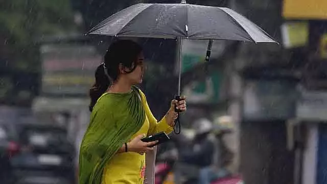 आज Chennai समेत 6 जिलों में भारी बारिश होगी आज Chennai समेत 6 जिलों में भारी बारिश होगी