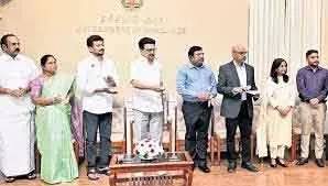 CM ने रजिस्ट्रेशन सेवाओं को बदलने के लिए STAR 3.0 लॉन्च किया CM ने रजिस्ट्रेशन सेवाओं को बदलने के लिए STAR 3.0 लॉन्च किया