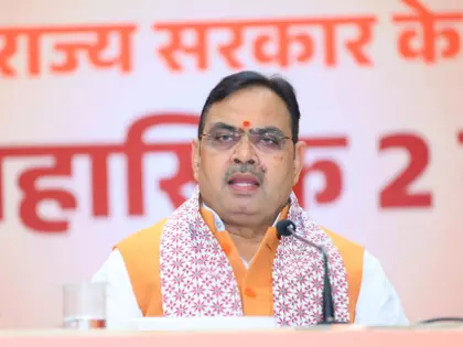 राजस्थान के CM ने किसानों, महिलाओं और मजदूरों को 1,590 करोड़ रुपये ट्रांसफर किए राजस्थान के CM ने किसानों, महिलाओं और मजदूरों को 1,590 करोड़ रुपये ट्रांसफर किए
