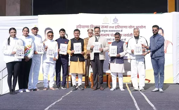 Chandigarh: हरविंद्र कल्याण ने घर-घर योग और संस्कार की बात कही Chandigarh: हरविंद्र कल्याण ने घर-घर योग और संस्कार की बात कही