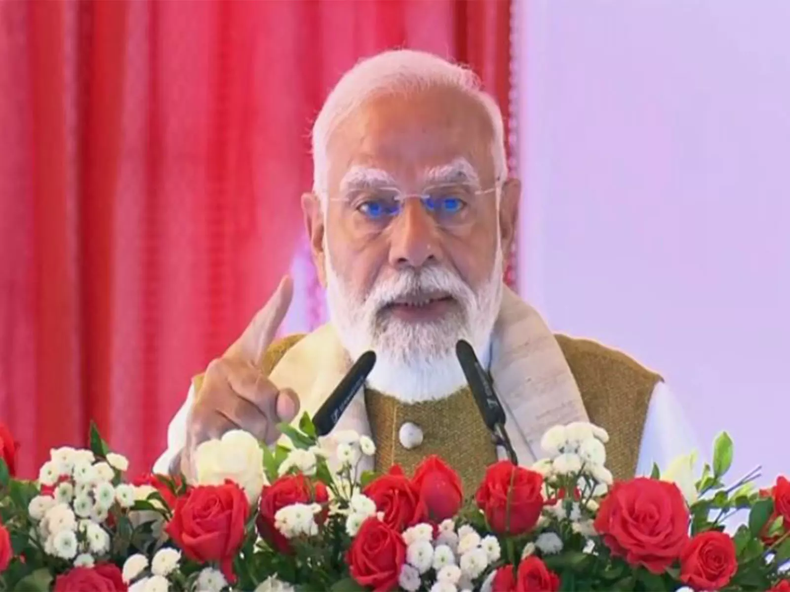 PM मोदी ने स्वनिधि कार्ड का महत्व बताया PM मोदी ने स्वनिधि कार्ड का महत्व बताया