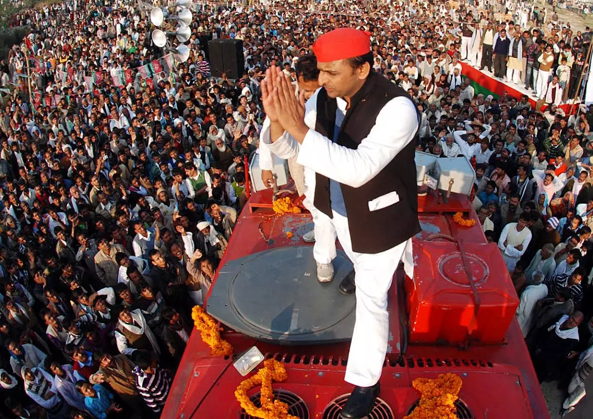 Lucknow: अखिलेश यादव ने उठाया धर्म और संस्कृति का मुद्दा Lucknow: अखिलेश यादव ने उठाया धर्म और संस्कृति का मुद्दा