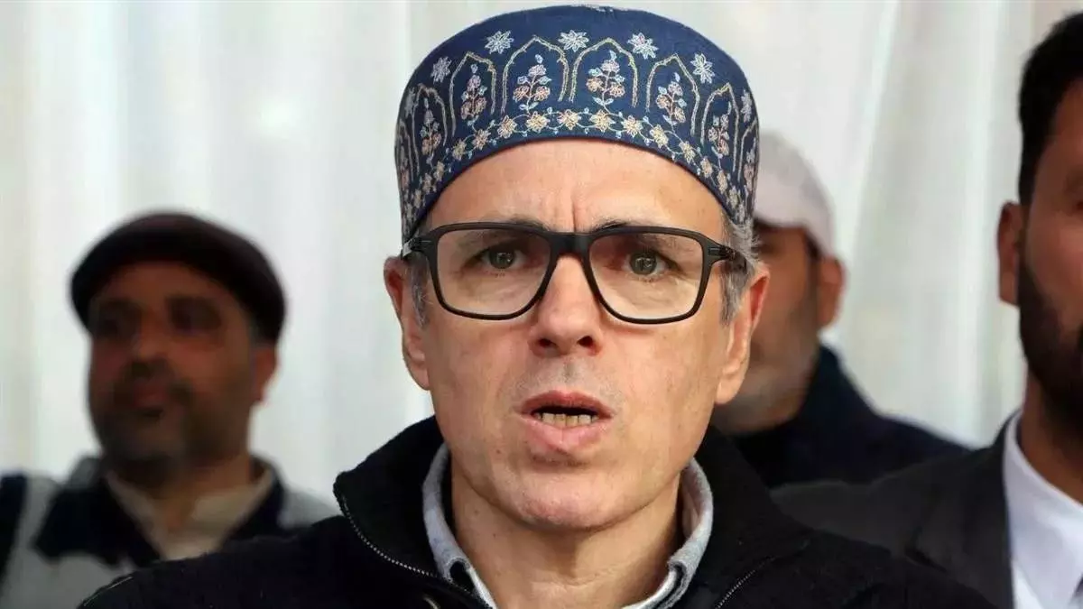 Srinagar: मुख्यमंत्री ने आवश्यक सेवाओं की बहाली को बताया शीर्ष प्राथमिकता Srinagar: मुख्यमंत्री ने आवश्यक सेवाओं की बहाली को बताया शीर्ष प्राथमिकता