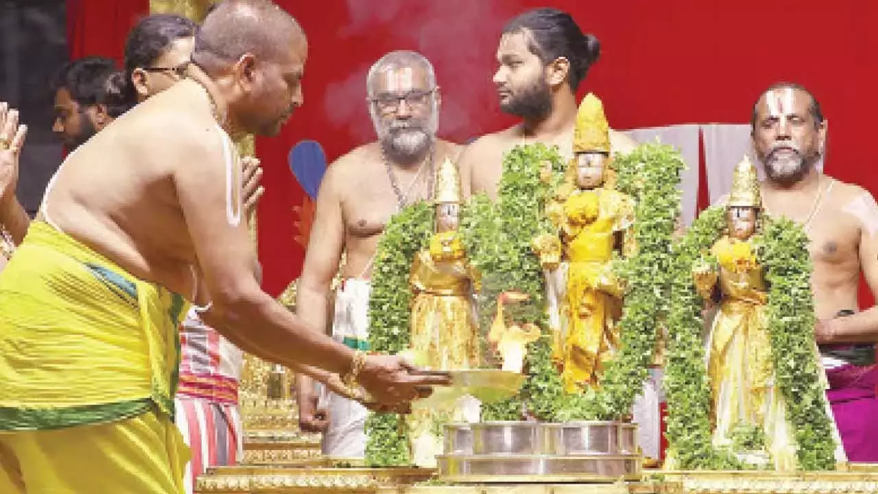 Andhra: वार्षिक विशेष पूजा आयोजित की गई