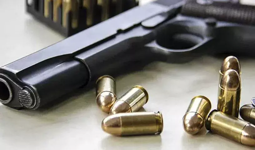 Manipur: इंफाल ईस्ट में हथियारों का जखीरा बरामद, उग्रवादी गिरफ्तार