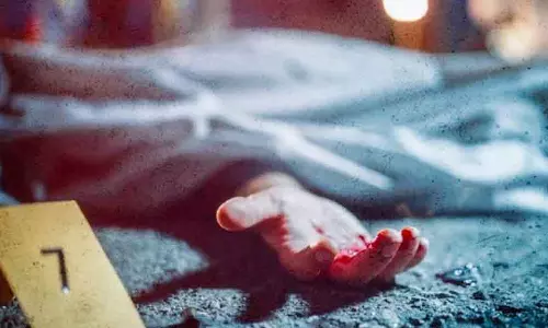 Navi Mumbai : राबाले MIDC में हिट-एंड-रन की घटना में एक पैदल यात्री की मौत Navi Mumbai : राबाले MIDC में हिट-एंड-रन की घटना में एक पैदल यात्री की मौत