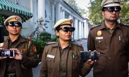गणतंत्र दिवस पर Delhi सुरक्षा के लिए AI स्मार्ट ग्लास, 30,000 कर्मी तैनात