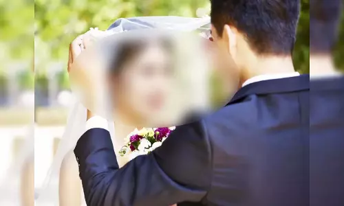 शादी में पहुंचा सिर्फ 1...दिल टूटने पर दुल्हन ने ऑफिस से ही नाता तोड़ा