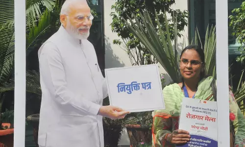 PM Modi शनिवार को युवाओं को 61,000 सरकारी नौकरी के नियुक्ति पत्र सौंपेंगे