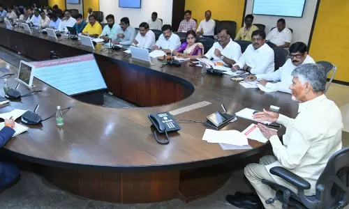CM Naidu ने गोदावरी पुष्करालु के लिए व्यवस्थाओं की समीक्षा की