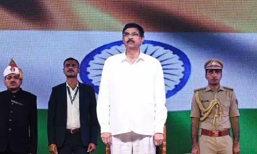 Odisha के गवर्नर ने युवाओं के लिए मछली पालन और पशुपालन को फायदे वाले रास्ते बताया