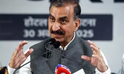 शिमला की बर्फबारी से किसानों और पर्यटन को फायदा: CM हिमाचल