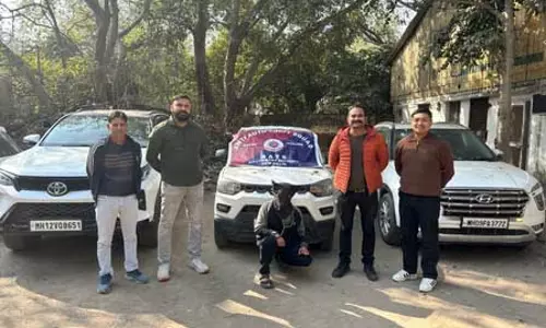 वाहन चोरी सिंडिकेट का भंडाफोड़, 11 लग्जरी कार के साथ दो आरोपी गिरफ्तार