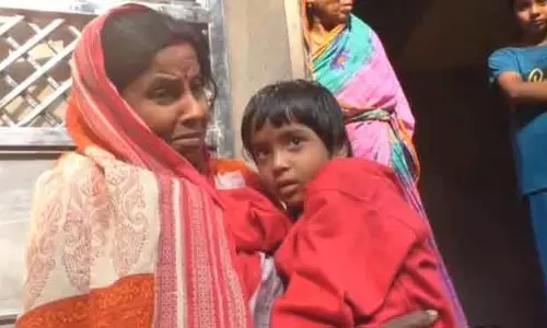 Pattamundai बेटी को जन्म देने पर ससुर ने बहू को आग लगाने की कोशिश की Pattamundai बेटी को जन्म देने पर ससुर ने बहू को आग लगाने की कोशिश की