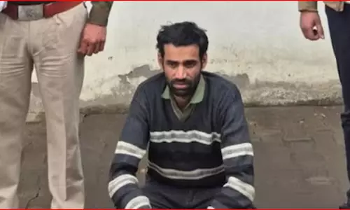 मासूम की गिनती रह गई अधूरी...पिता ने बेटी को उतारा मौत के घाट मासूम की गिनती रह गई अधूरी...पिता ने बेटी को उतारा मौत के घाट