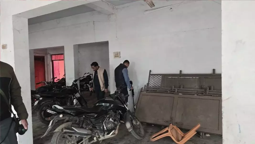 Farrukhabad: गणतंत्र दिवस के लिए मोहम्मदाबाद में सुरक्षा अलर्ट जारी Farrukhabad: गणतंत्र दिवस के लिए मोहम्मदाबाद में सुरक्षा अलर्ट जारी