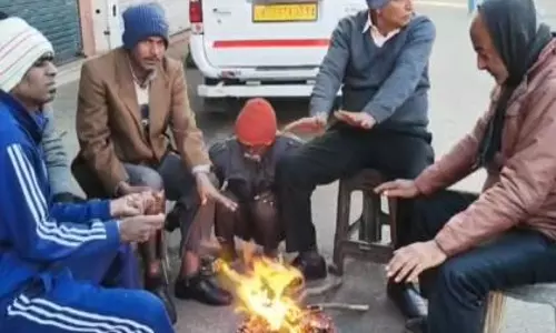 उत्तर भारत में शीतलहर जारी, माउंट आबू में तापमान -7°C तक गिरा उत्तर भारत में शीतलहर जारी, माउंट आबू में तापमान -7°C तक गिरा
