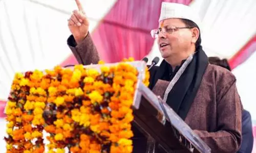 उत्तराखंड CM ने यूनिफॉर्म घोटाले में होम गार्ड्स डायरेक्टर को सस्पेंड किया