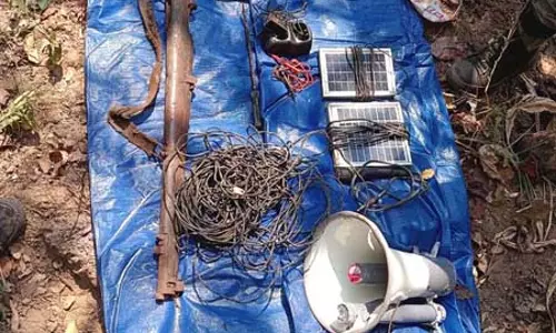 गरियाबंद में नक्सलियों की साजिश नाकाम, जंगल से हथियार और विस्फोटक बरामद गरियाबंद में नक्सलियों की साजिश नाकाम, जंगल से हथियार और विस्फोटक बरामद