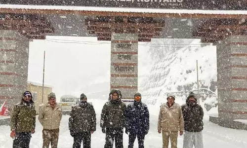 Kullu में जलोरी पास के पास पर्यटकों को बचाया गया