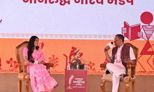 जब हम मिट्टी में मिल रहे हो तो ये मिट्टी भी रोये इस धरती की : रुबिका लियाकत जब हम मिट्टी में मिल रहे हो तो ये मिट्टी भी रोये इस धरती की : रुबिका लियाकत