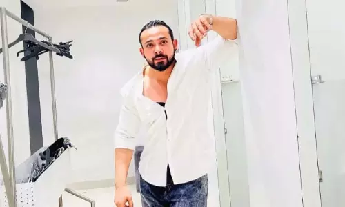 BREAKING: धर्मांतरण और ब्लैकमेलिंग रैकेट का मास्टरमाइंड इमरान गिरफ्तार BREAKING: धर्मांतरण और ब्लैकमेलिंग रैकेट का मास्टरमाइंड इमरान गिरफ्तार