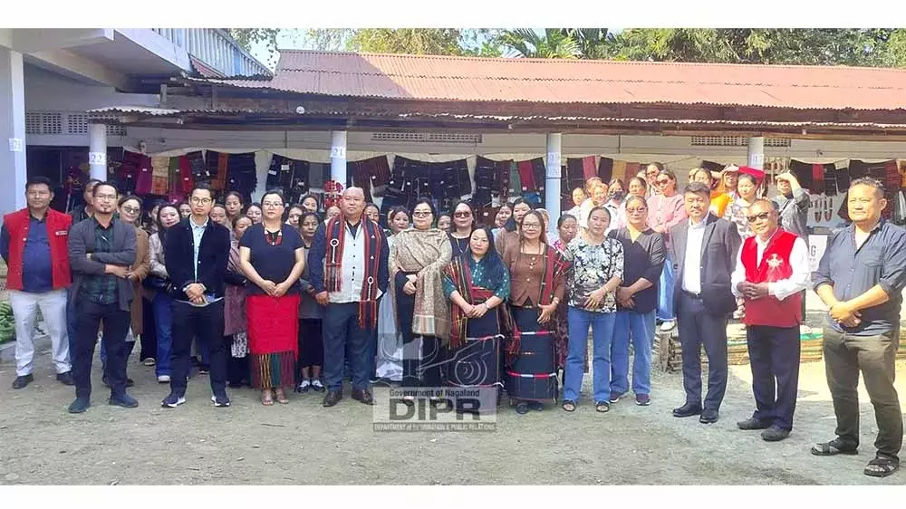 Nagaland : न्यूलैंड में हैंडलूम एक्सपो में स्थानीय कारीगरी का प्रदर्शन किया