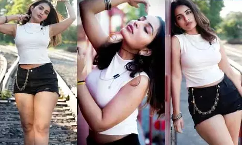 Ananya Nagalla का बोल्ड अवतार: ट्रैक पर चलते हुए फ्लॉन्ट किया अपना ग्लैमरस लुक Ananya Nagalla का बोल्ड अवतार: ट्रैक पर चलते हुए फ्लॉन्ट किया अपना ग्लैमरस लुक