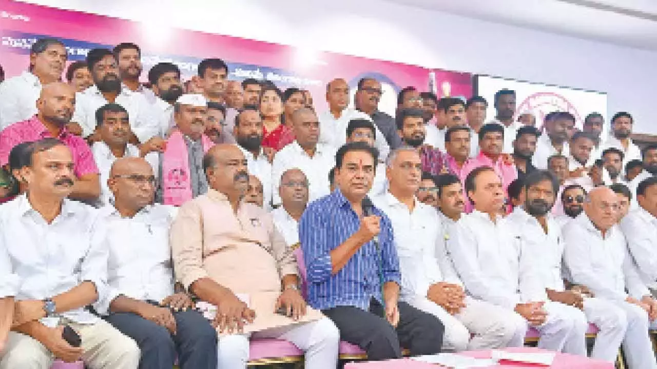KTR का कहना है कि SIT जांच कांग्रेस की नाकामियों को छिपाने के लिए एक ध्यान भटकाने वाली कार्रवाई है