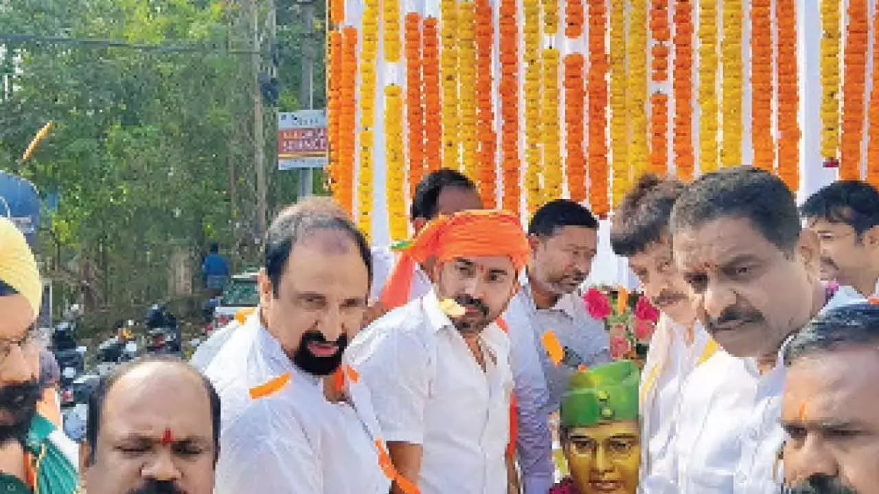 Telangana: नेताजी का साहस युवाओं को प्रेरित करता है, बीजेपी प्रदेश अध्यक्ष ने कहा Telangana: नेताजी का साहस युवाओं को प्रेरित करता है, बीजेपी प्रदेश अध्यक्ष ने कहा