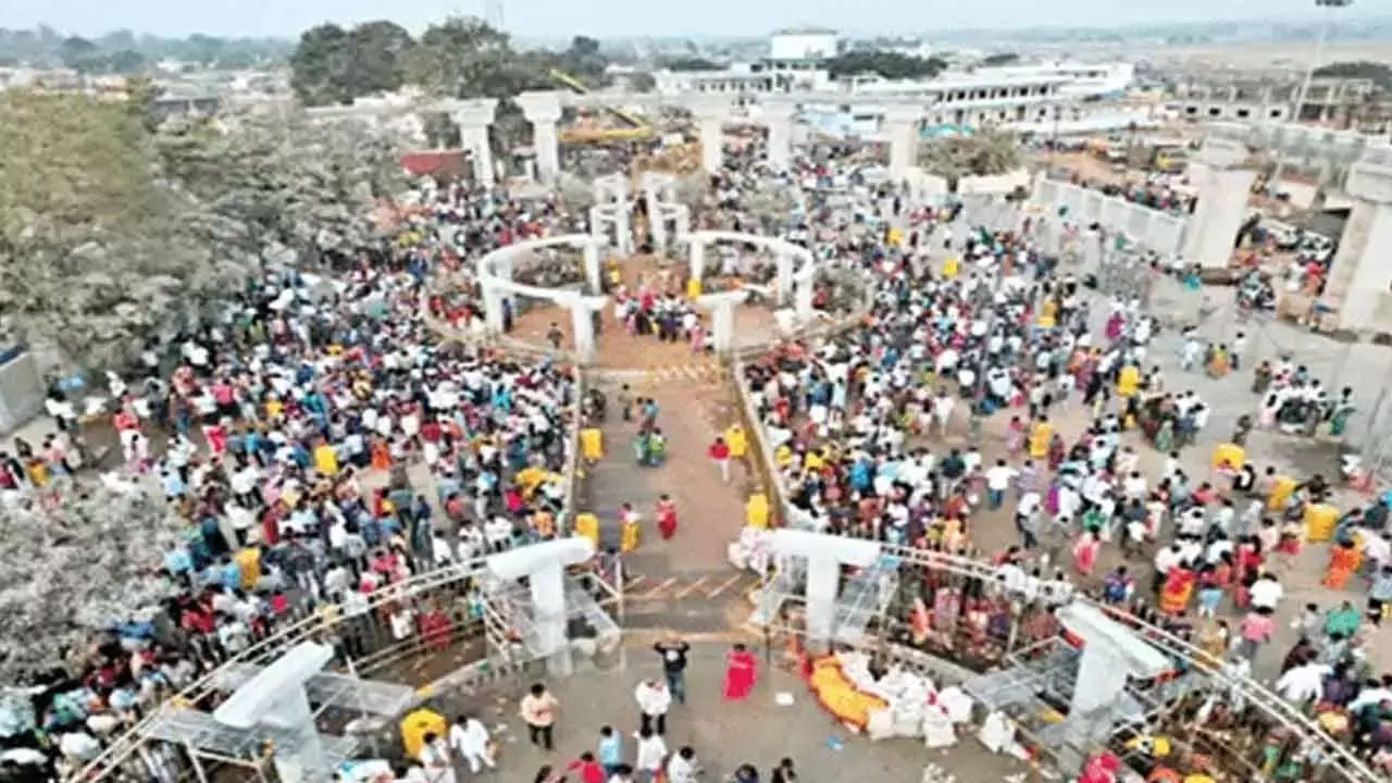 Telangana: मेदाराम को सम्मक्का-सरलम्मा जतारा से पहले जल्दी भीड़ का आभास होता है
