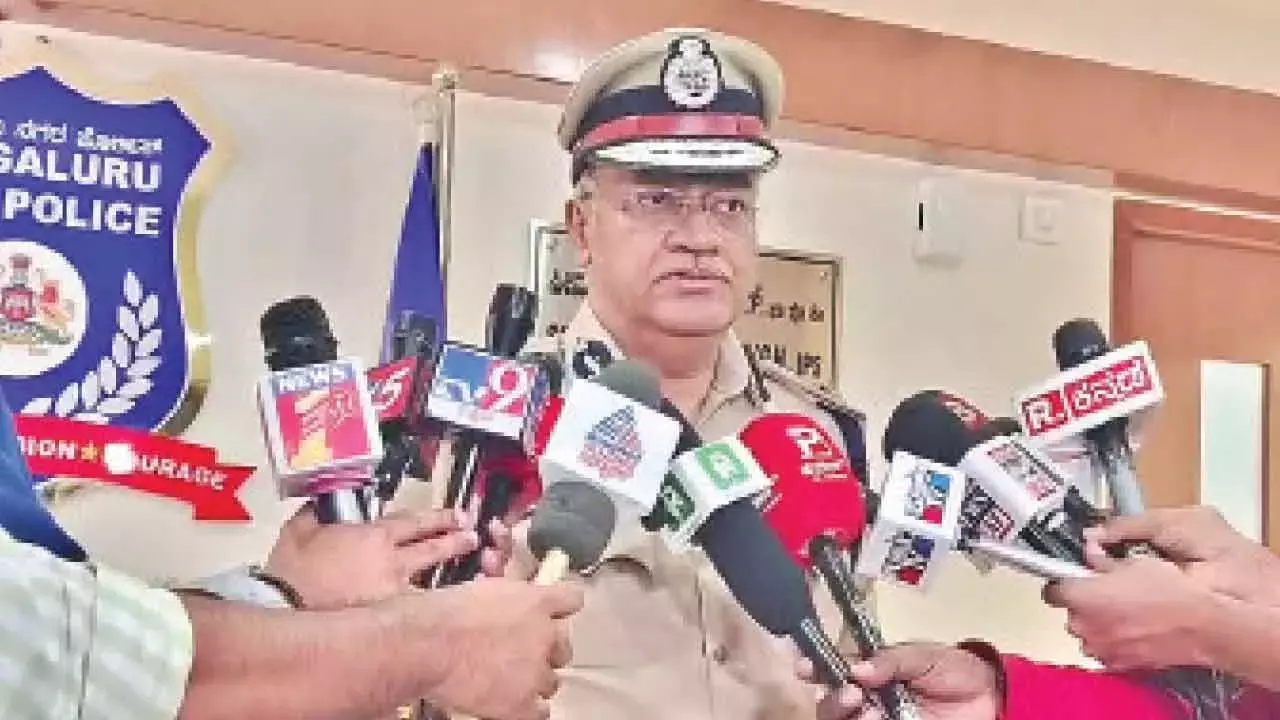 बेंगलुरु में ट्रैफिक जाम नाकामी नहीं, बल्कि ग्रोथ को दिखाता है: Police कमिश्नर बेंगलुरु में ट्रैफिक जाम नाकामी नहीं, बल्कि ग्रोथ को दिखाता है: Police कमिश्नर