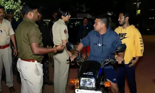 Bhubaneswar: देर रात चाकू से हुए हमले में एक युवक गंभीर रूप से घायल हो गया