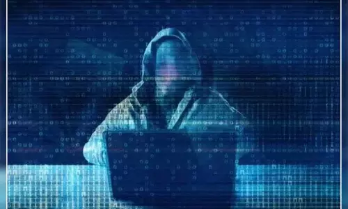 Digital arrest scam: ₹14.8 करोड़ के फ्रॉड में NRI, MBA, बुजुर्ग कपल समेत 8 लोग गिरफ्तार Digital arrest scam: ₹14.8 करोड़ के फ्रॉड में NRI, MBA, बुजुर्ग कपल समेत 8 लोग गिरफ्तार