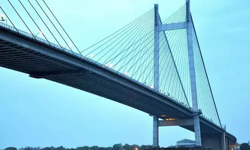 रविवार को दूसरा Hooghly Bridge 17 घंटे के लिए बंद रहा, कोलकाता-हावड़ा ट्रैफिक को दूसरे रास्ते से भेजा रविवार को दूसरा Hooghly Bridge 17 घंटे के लिए बंद रहा, कोलकाता-हावड़ा ट्रैफिक को दूसरे रास्ते से भेजा