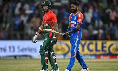 T20 वर्ल्ड कप में बड़ा उलटफेर: Bangladesh की जगह स्कॉटलैंड की एंट्री, भारत जाने से BCB का इनकार T20 वर्ल्ड कप में बड़ा उलटफेर: Bangladesh की जगह स्कॉटलैंड की एंट्री, भारत जाने से BCB का इनकार