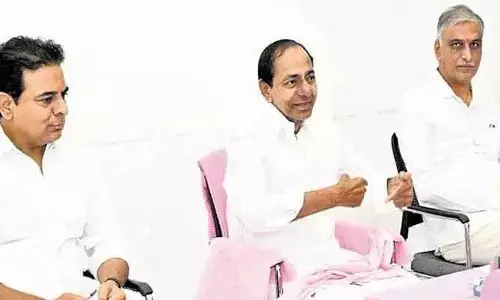 SIT पूछताछ के बाद KCR से मिले केटीआर: फोन टैपिंग मामले में हुई चर्चा की जानकारी दी