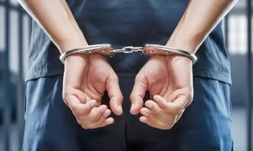 STF की बड़ी कार्रवाई, दो आरोपियों से पांच अत्याधुनिक पिस्तौल बरामद