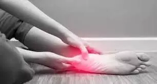 Home remedy : आपकी एड़ियों में बनी रहती है हमेशा दर्द तो आजमाएं ये असरदार घरेलू नुस्खे Home remedy : आपकी एड़ियों में बनी रहती है हमेशा दर्द तो आजमाएं ये असरदार घरेलू नुस्खे