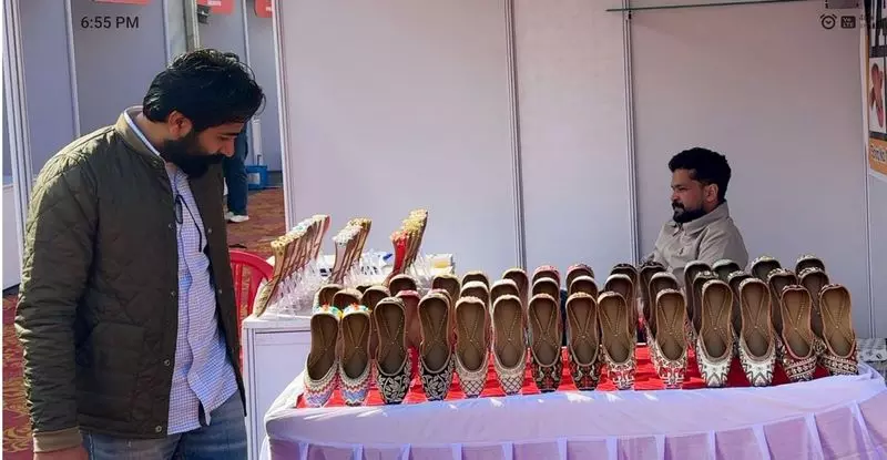 Sirsa में कारीगरों को सशक्त बनाने के लिए विश्वकर्मा प्रदर्शनी का आयोजन किया Sirsa में कारीगरों को सशक्त बनाने के लिए विश्वकर्मा प्रदर्शनी का आयोजन किया