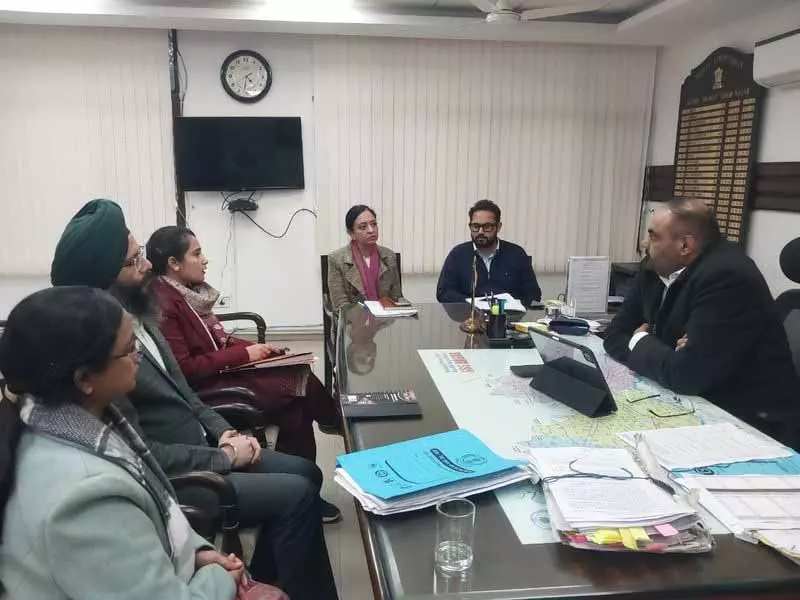 DC ने गणतंत्र दिवस समारोह की तैयारियों की समीक्षा की DC ने गणतंत्र दिवस समारोह की तैयारियों की समीक्षा की