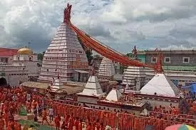 Dumka:बासुकीनाथ धाम में धूमधाम से मनाया गया भोलेनाथ का तिलकोत्सव,हजारों श्रद्धालु हुए शामिल Dumka:बासुकीनाथ धाम में धूमधाम से मनाया गया भोलेनाथ का तिलकोत्सव,हजारों श्रद्धालु हुए शामिल