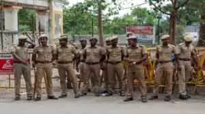 गणतंत्र दिवस समारोह से पहले Tamil Nadu में सुरक्षा बढ़ाई गई। गणतंत्र दिवस समारोह से पहले Tamil Nadu में सुरक्षा बढ़ाई गई।