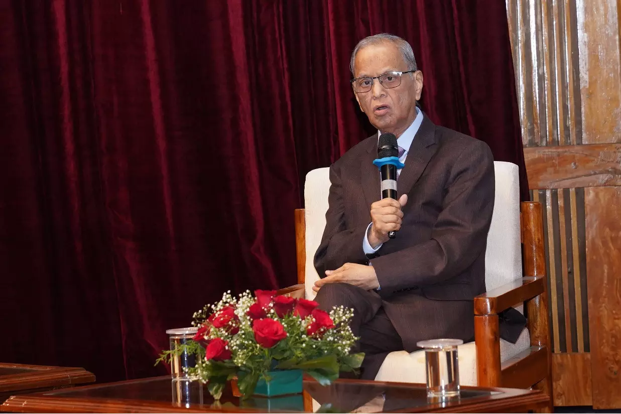 UPI पर नारायण मूर्ति का बयान, RBI के कदम की सराहना की UPI पर नारायण मूर्ति का बयान, RBI के कदम की सराहना की