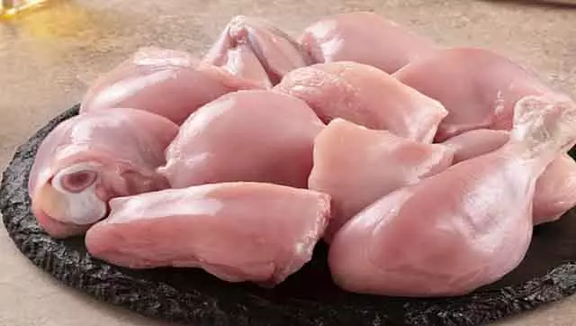 चिकन लवर्स को झटका: Chicken मीट की कीमतों में भारी बढ़ोतरी चिकन लवर्स को झटका: Chicken मीट की कीमतों में भारी बढ़ोतरी
