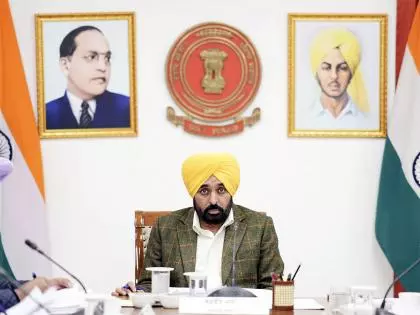 पंजाब के CM ने डोडा सड़क हादसे में रूपनगर के सैनिक की मौत पर शोक जताया पंजाब के CM ने डोडा सड़क हादसे में रूपनगर के सैनिक की मौत पर शोक जताया