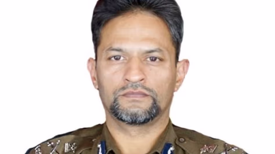 Nagaland : DGP ने गांव के मुखिया के अपहरण में शामिल NSCN(K) कैडरों के खिलाफ कार्रवाई Nagaland : DGP ने गांव के मुखिया के अपहरण में शामिल NSCN(K) कैडरों के खिलाफ कार्रवाई