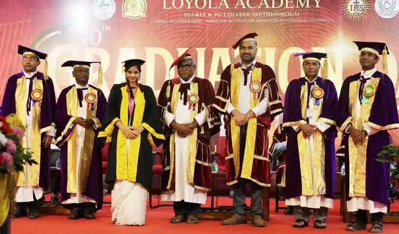 Hyderabad: लोयोला एकेडमी ने 10वां ग्रेजुएशन डे मनाया Hyderabad: लोयोला एकेडमी ने 10वां ग्रेजुएशन डे मनाया
